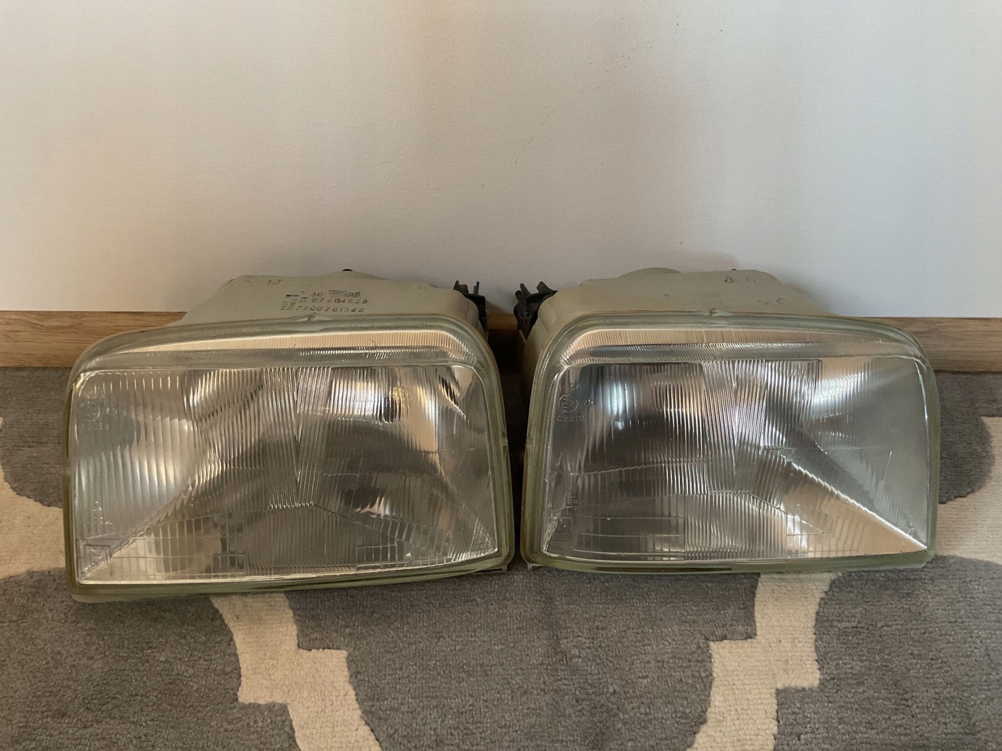 Frontscheinwerfer Renault R5 770076134R LED Links Scheinwerfer Headlight - Thumbnail 1