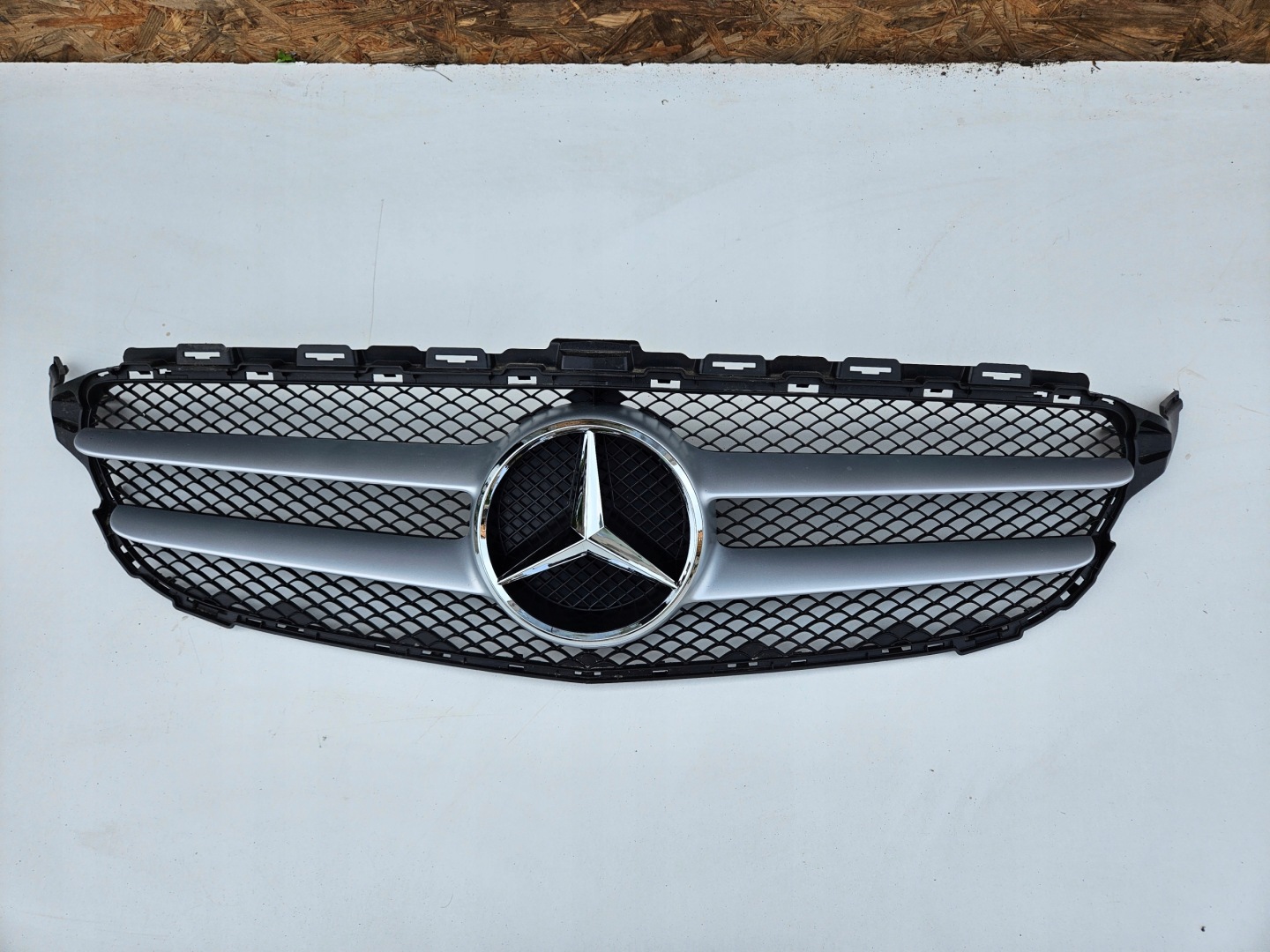 Mercedes-Benz C-Klasse W205 Kühlergrill FRONTGRILL Kühlergitter A2058800783 - Thumbnail 1