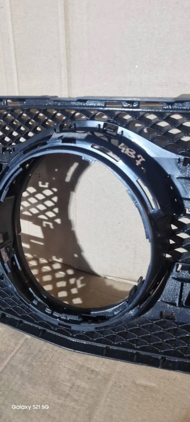 Mercedes-Benz GLA W156 Kühlergrill FRONTGRILL Kühlergitter - Thumbnail 2