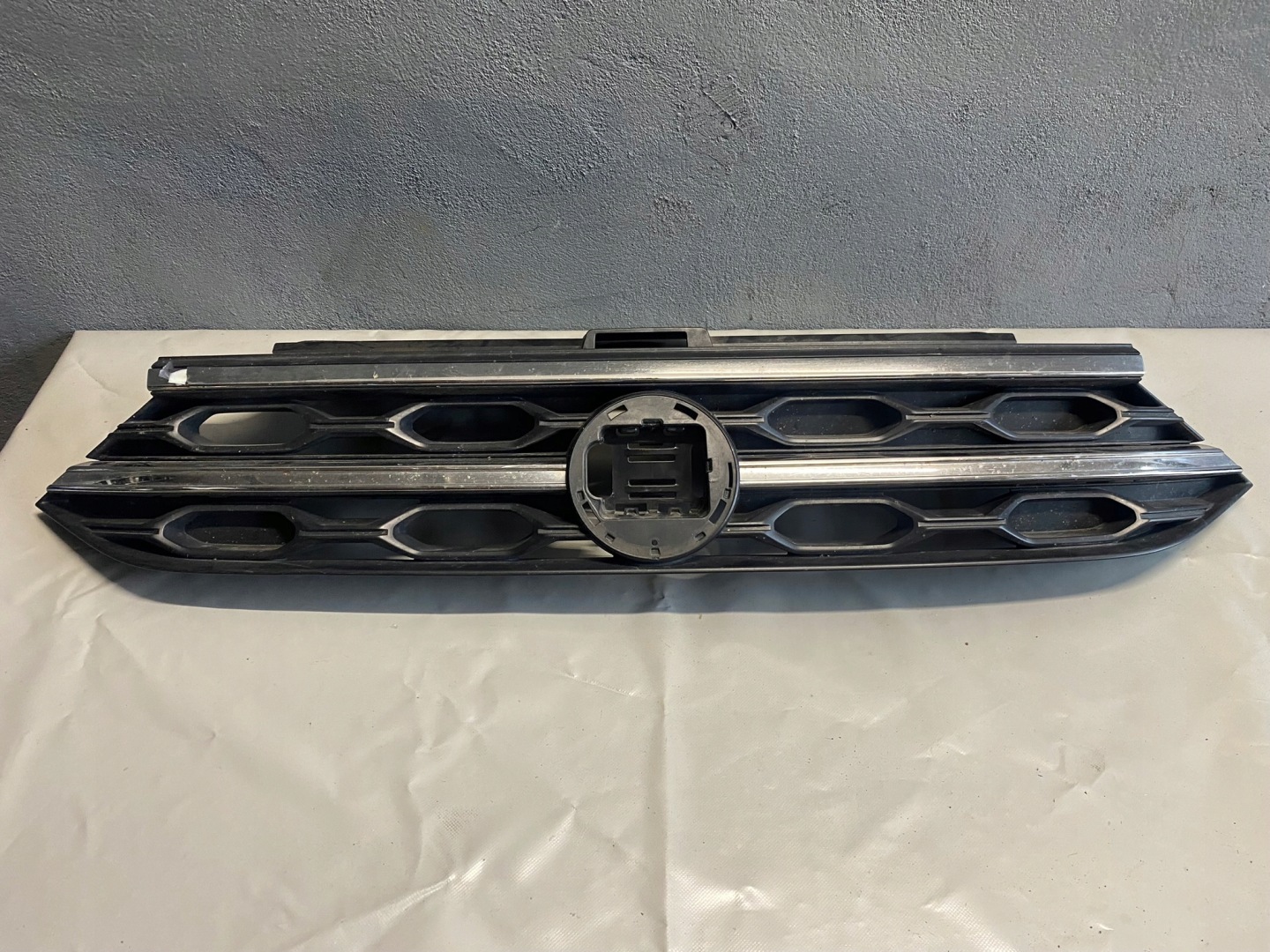 VW T-Roc A1 Kühlergrill FRONTGRILL Kühlergitter 2GA853651G - Thumbnail 1