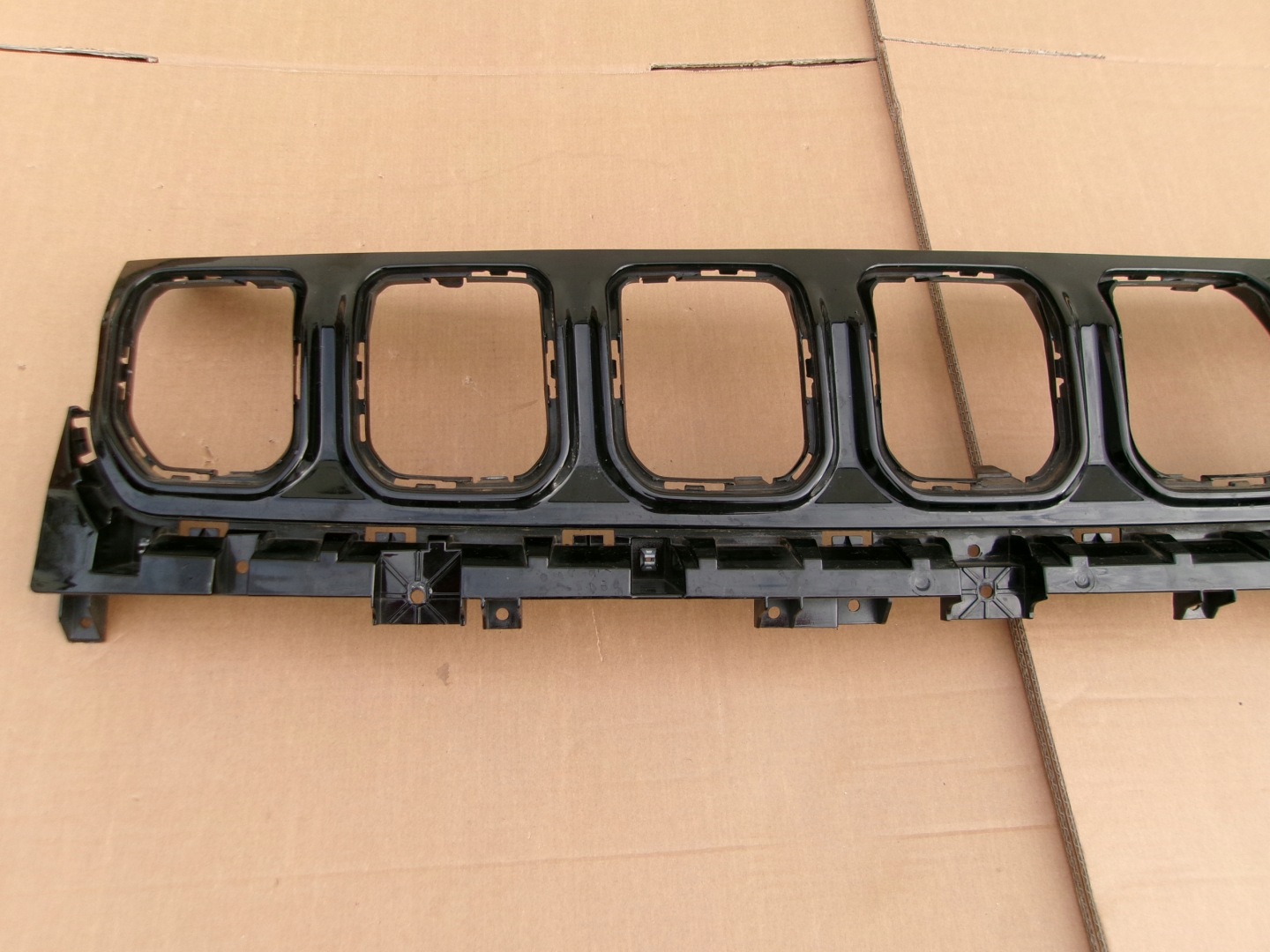 Jeep Compass MX Kühlergrill FRONTGRILL Kühlergitter 60936053 - Thumbnail 2