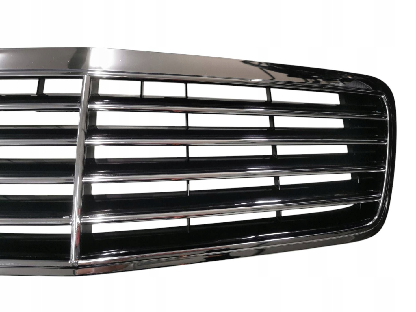 Mercedes-Benz CLK-Klasse W208 Kühlergrill FRONTGRILL Kühlergitter A2038800085 - Thumbnail 3
