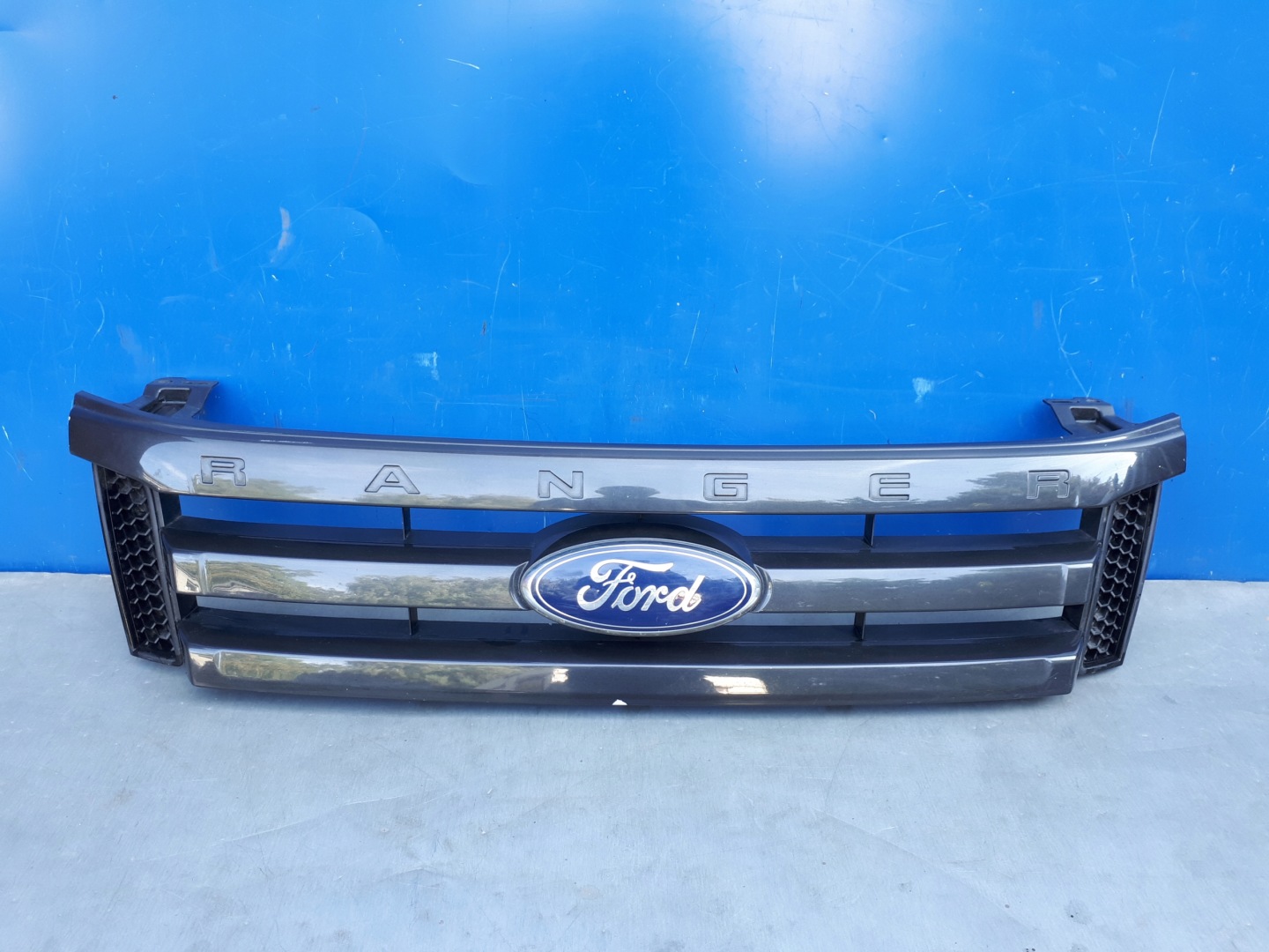 Ford Ranger 2 Mk2 Kühlergrill FRONTGRILL Kühlergitter AB398178AD - Thumbnail 1