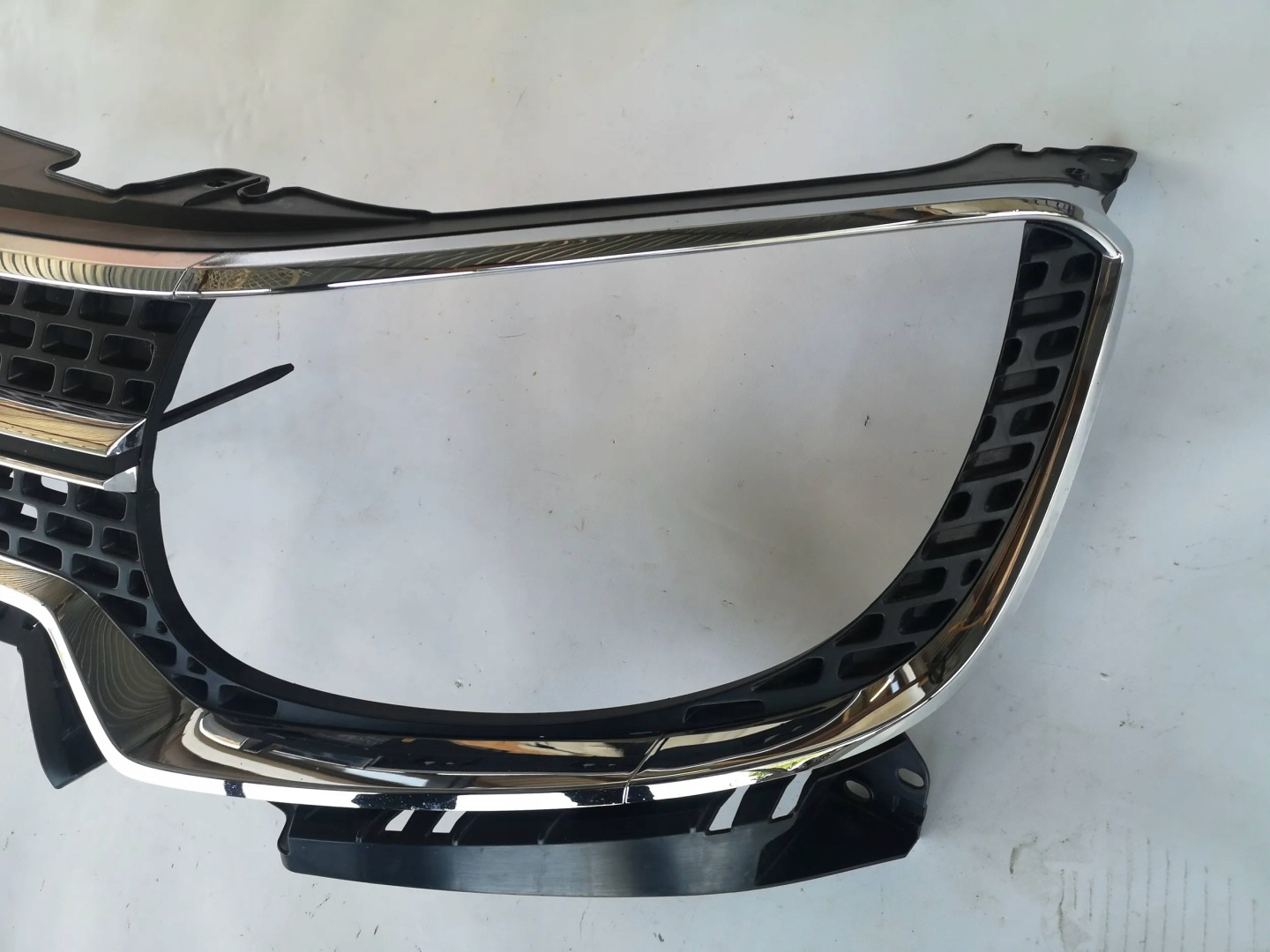 Suzuki Ignis I FH Kühlergrill FRONTGRILL Kühlergitter 7211162R1 - Thumbnail 7