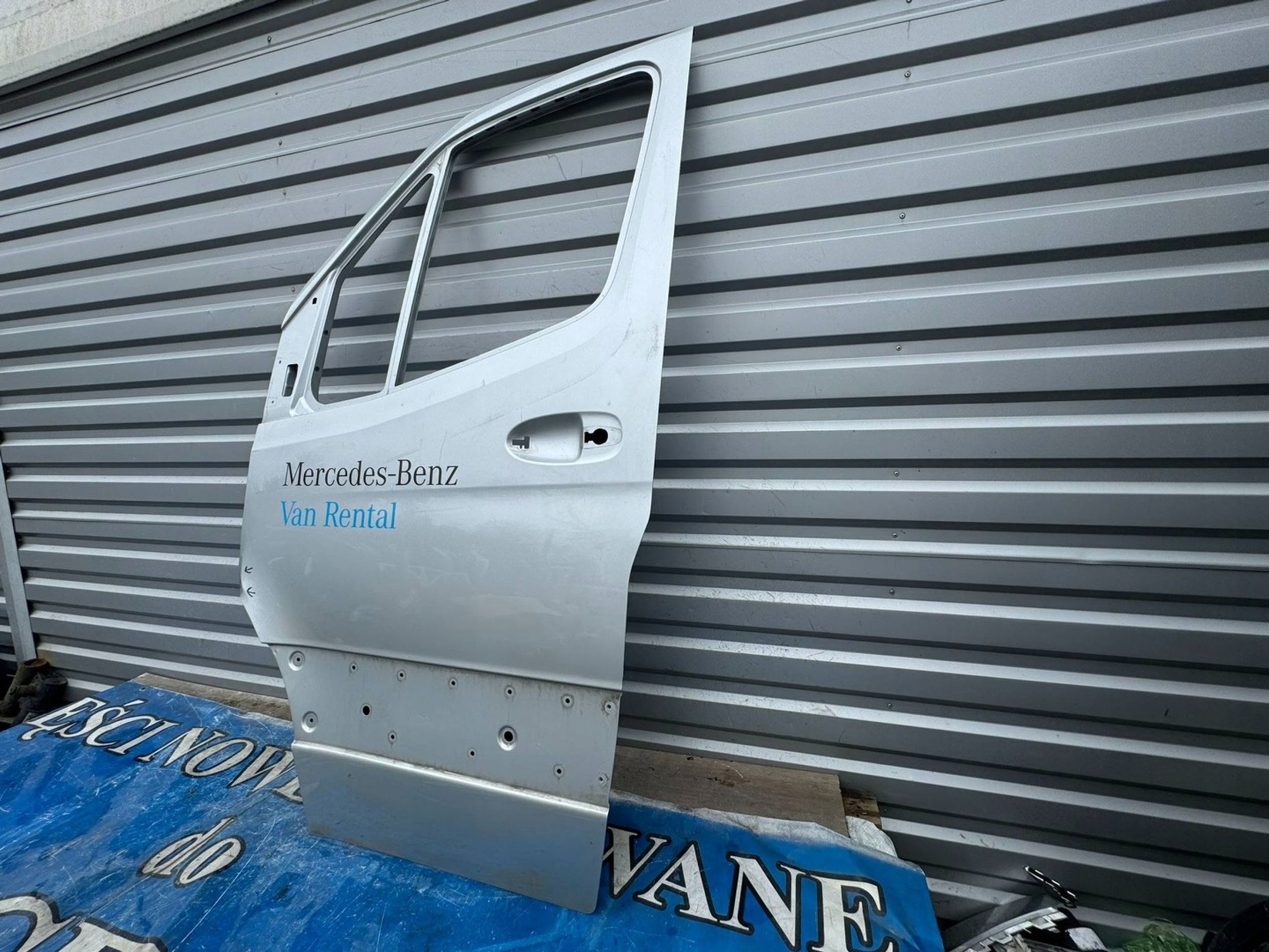 Mercedes-Benz Sprinter W910 Tür Vorne Links Door A9107202300 - Thumbnail 1