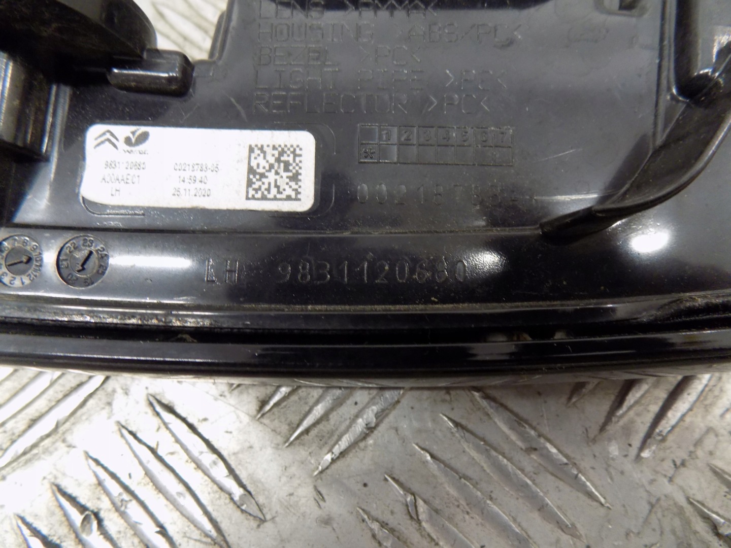 Citroen C4 Rückleuchte 9831120580 Rearlamp - Thumbnail 8