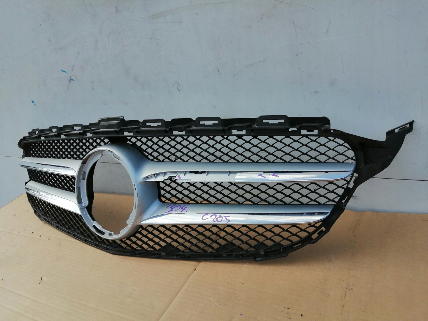 Mercedes-Benz C-Klasse W205 Kühlergrill FRONTGRILL Kühlergitter A2058801704 - Thumbnail 7