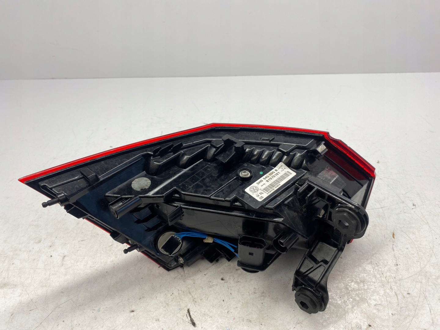 VW Golf V Rückleuchte 5H0945095B Rearlamp - Thumbnail 7