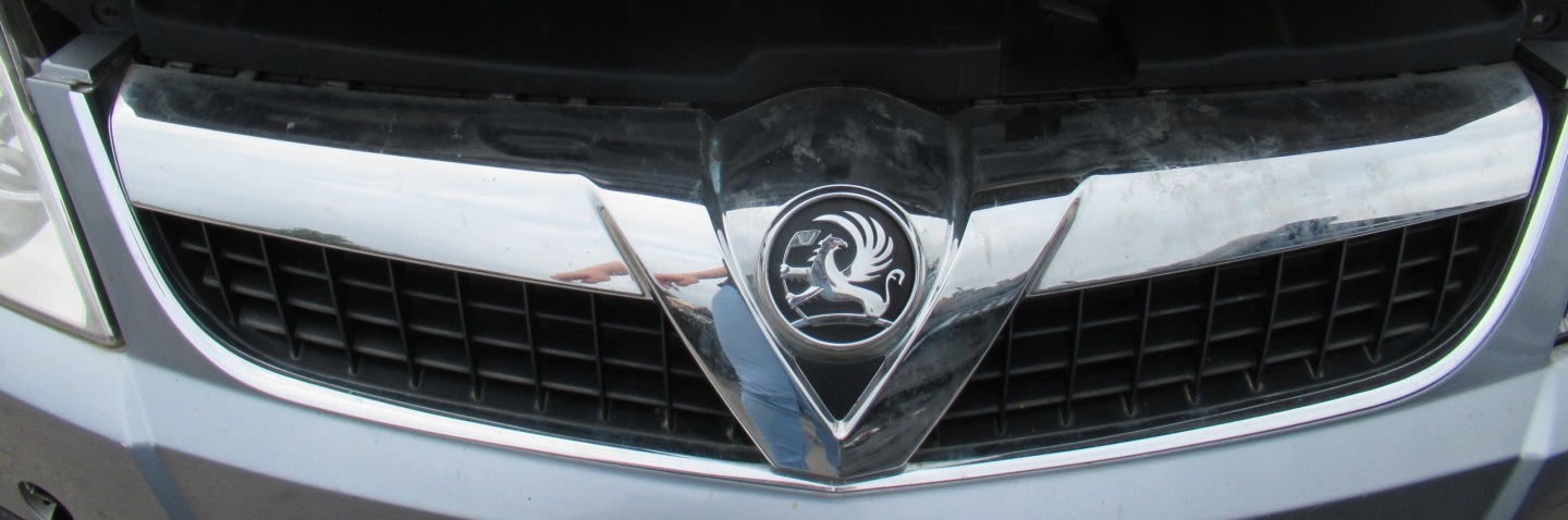 Opel Vectra Kühlergrill FRONTGRILL Kühlergitter 13260028 - Thumbnail 1