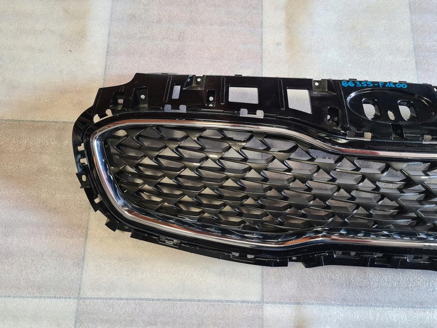 Kia Sportage JA Kühlergrill FRONTGRILL Kühlergitter - Thumbnail 3