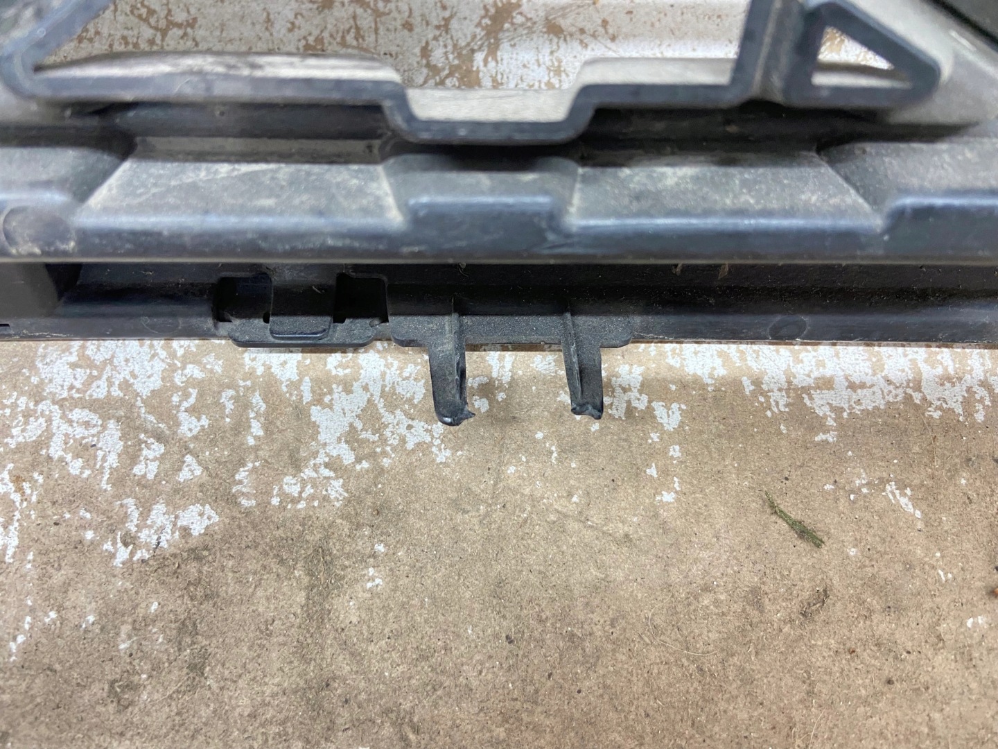 Volvo S60/V60 S60 Kühlergrill FRONTGRILL Kühlergitter 32132220 - Thumbnail 6