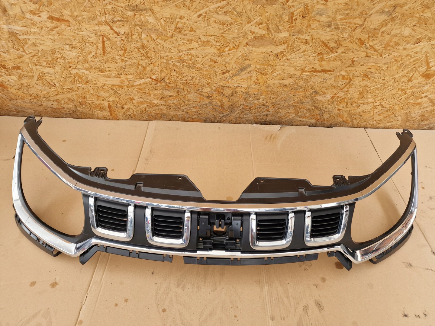 Suzuki Ignis I FH Kühlergrill FRONTGRILL Kühlergitter - Thumbnail 1