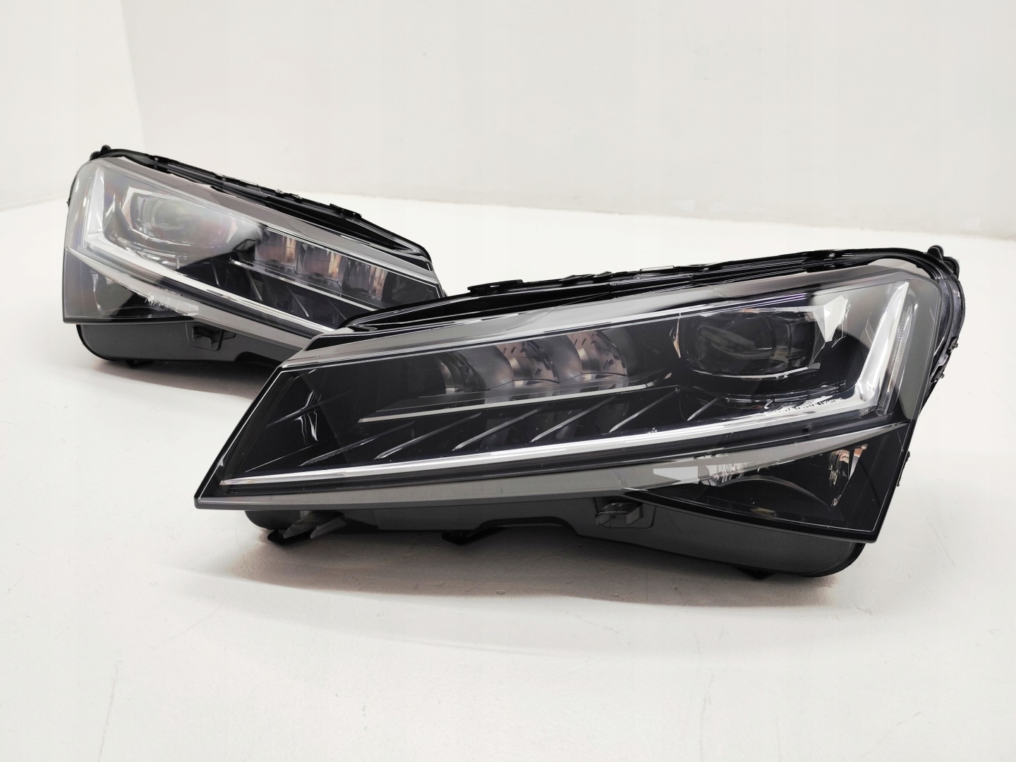 Frontscheinwerfer Skoda Superb 3U Facelift LED Links Scheinwerfer Headlight - Thumbnail 1