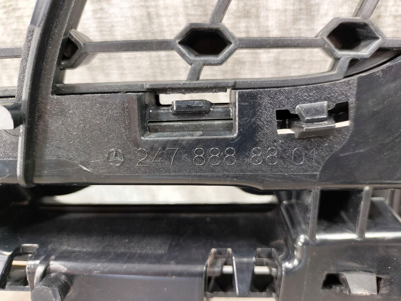 Mercedes-Benz GLA W247 Kühlergrill FRONTGRILL Kühlergitter A2478888801 - Thumbnail 10