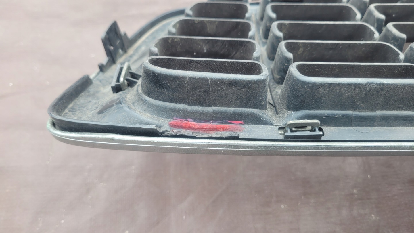 Volvo S70/V70/XC70 V70 Kühlergrill FRONTGRILL Kühlergitter 31255500MI - Thumbnail 7