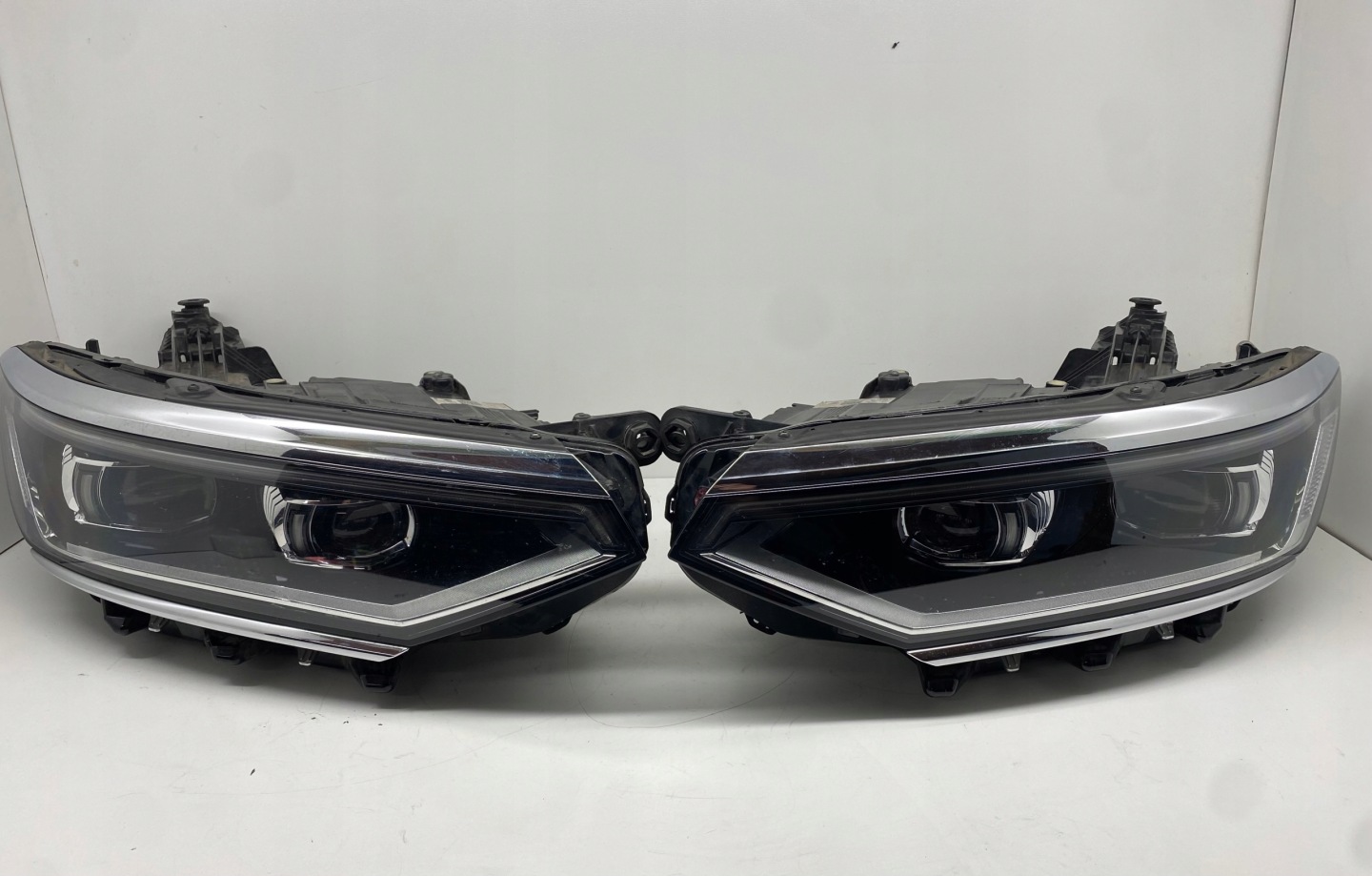 Frontscheinwerfer VW Passat B8 3G1941081P Matrix LED Links Headlight - Thumbnail 1