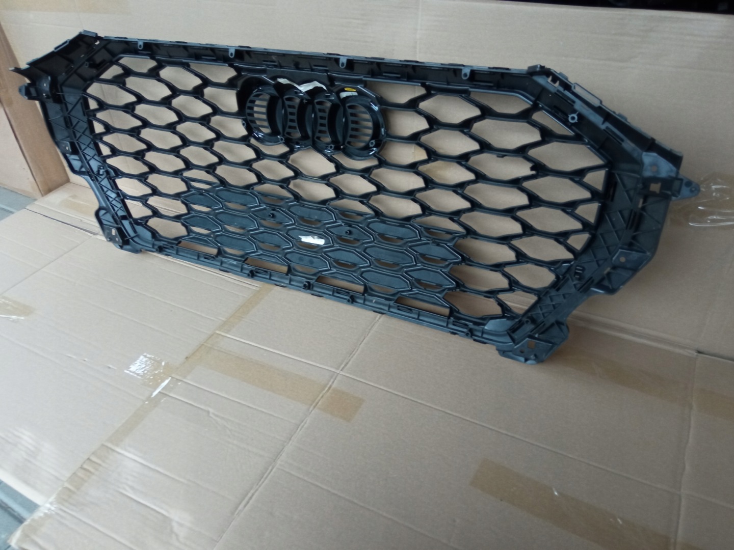 Audi Q3 Kühlergrill FRONTGRILL Kühlergitter 83F853651SP - Thumbnail 7