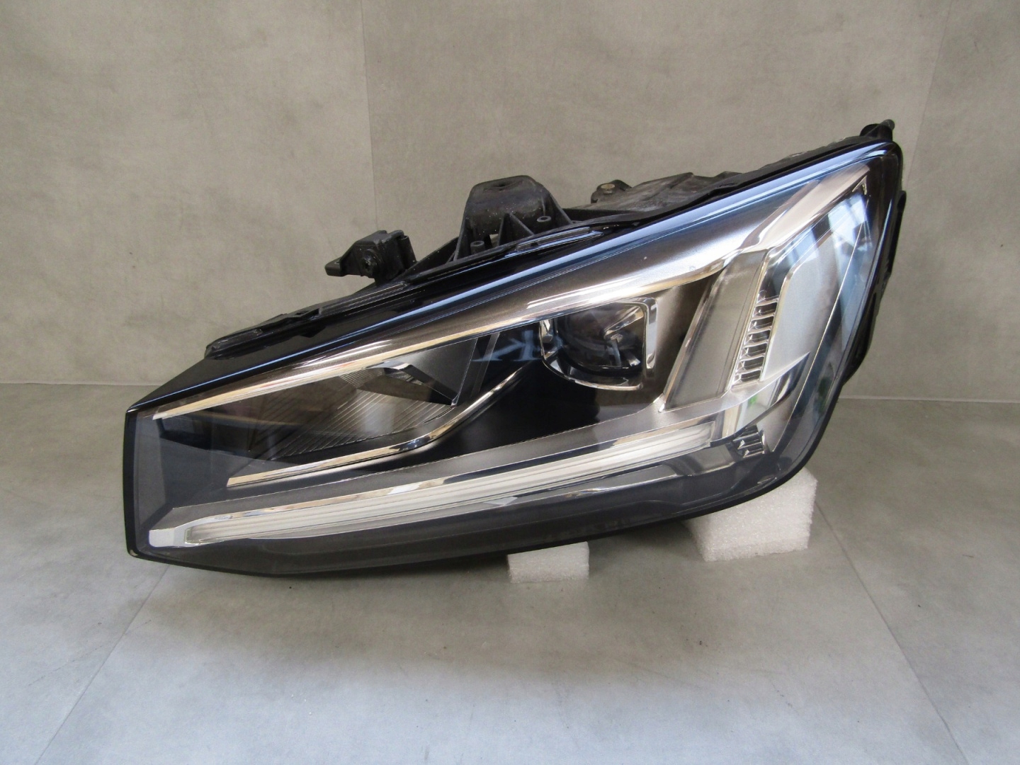 Frontscheinwerfer Audi Q2 81A941033 LED Links Scheinwerfer Headlight - Thumbnail 10