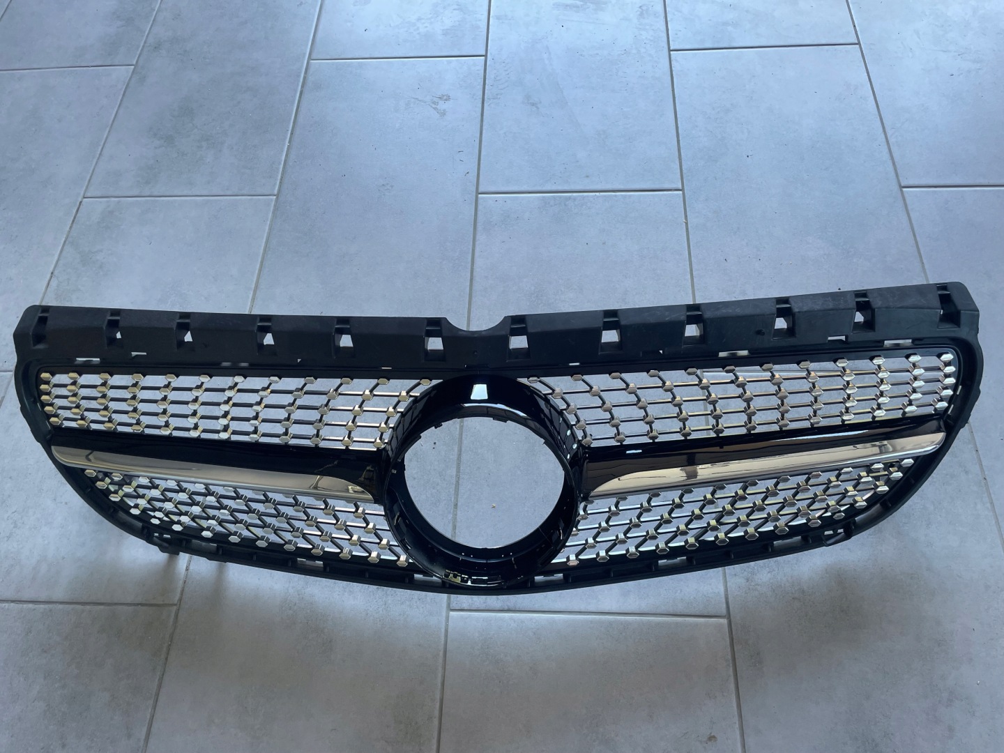 Mercedes-Benz B-Klasse W246 Kühlergrill FRONTGRILL Kühlergitter W1768881160 - Thumbnail 2