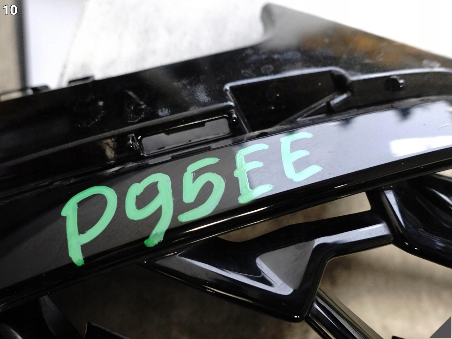 Audi Q5 Kühlergrill FRONTGRILL Kühlergitter 80F853651 - Thumbnail 11