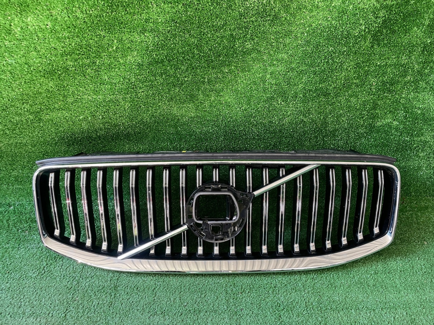 Volvo XC60 Kühlergrill FRONTGRILL Kühlergitter 32291019 - Thumbnail 1