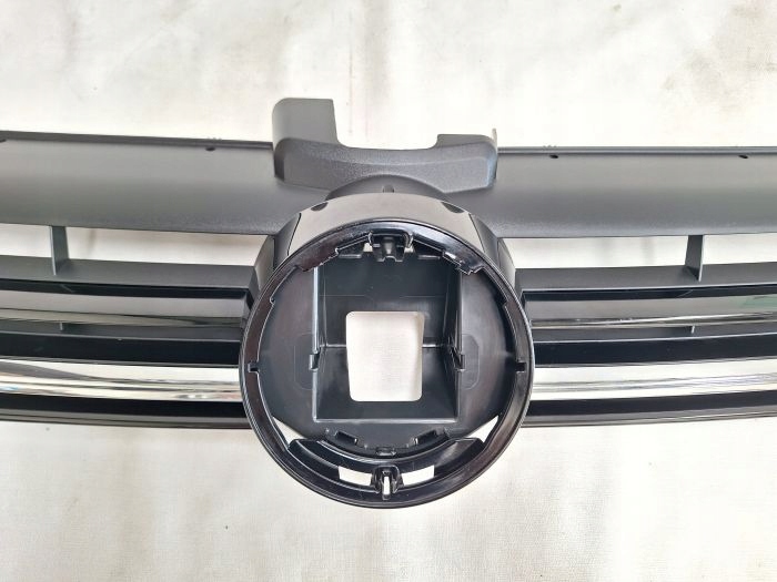 VW Golf V Kühlergrill FRONTGRILL Kühlergitter 5G0853651CC - Thumbnail 2
