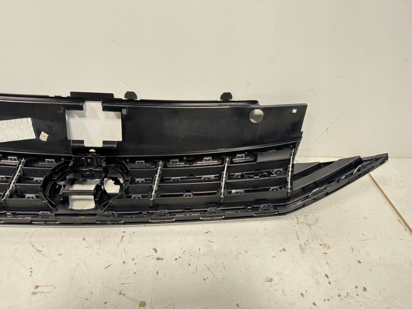 VW Passat B8 Kühlergrill FRONTGRILL Kühlergitter 3G0853651DG - Thumbnail 9