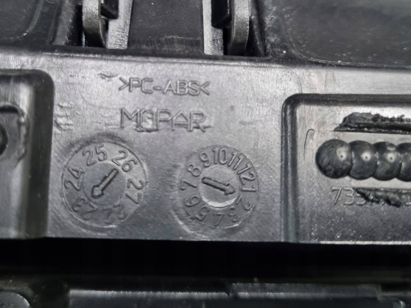 Jeep Avenger FH1 Kühlergrill FRONTGRILL Kühlergitter 73576781 - Thumbnail 9