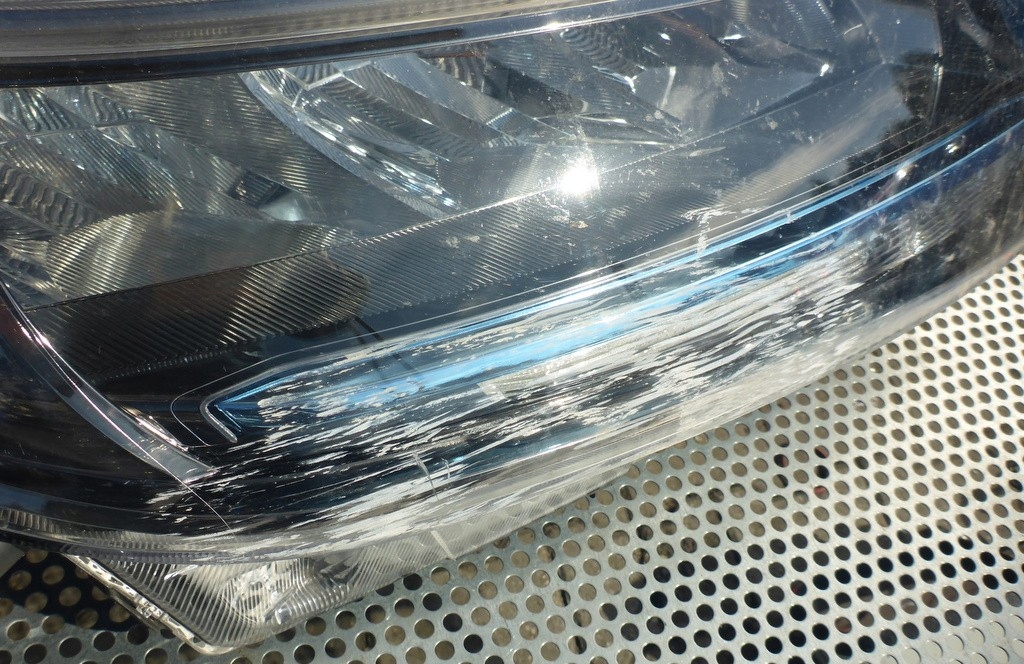 Suzuki Vitara I ET Kühlergrill FRONTGRILL Kühlergitter - Thumbnail 2