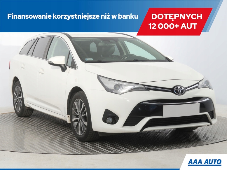 Toyota Avensis III Wagon Facelifting 2015 2.0 D-4D 143KM 2015