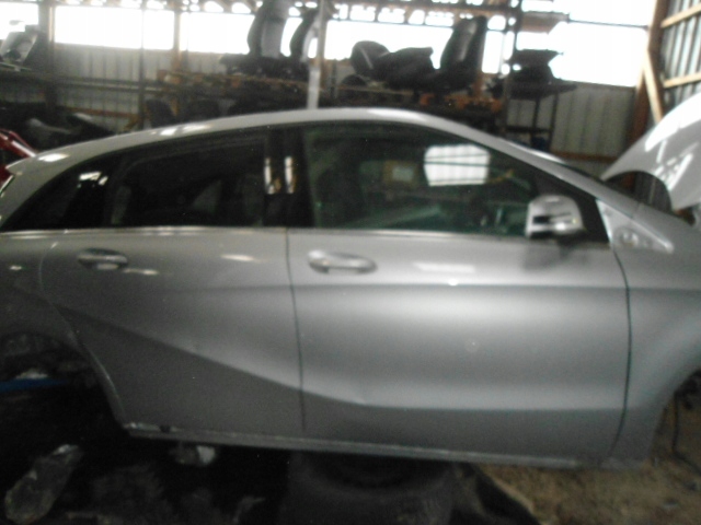 Mercedes-Benz B-Klasse W246 Tür Vorne Links Door Porta Porte - Image 1