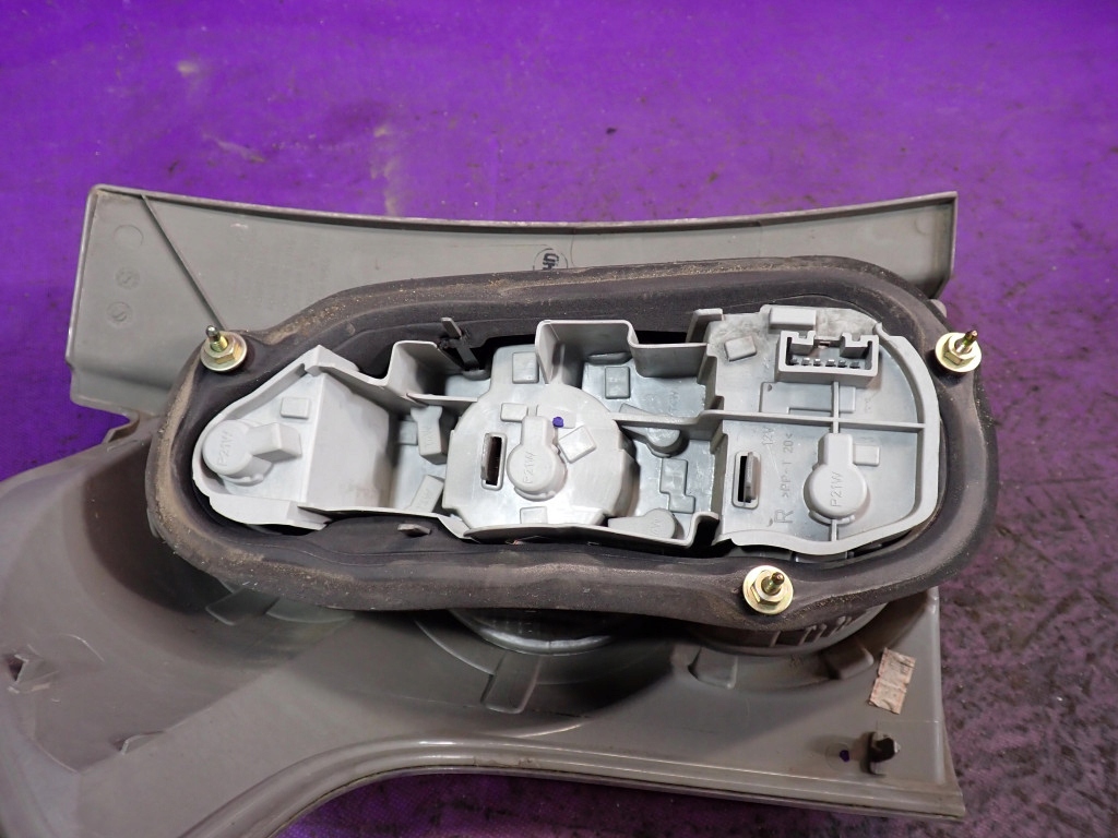 Toyota Verso AR2 Rückleuchte Rearlamp - Thumbnail 6