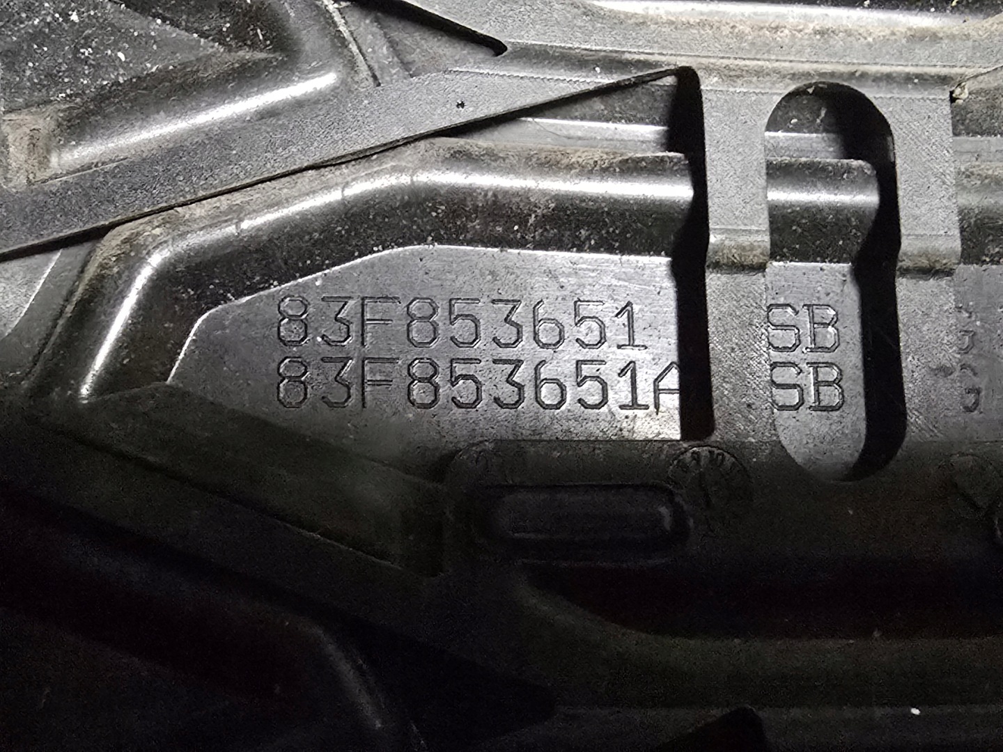 Audi Q3 Kühlergrill FRONTGRILL Kühlergitter 83F854651 - Thumbnail 9