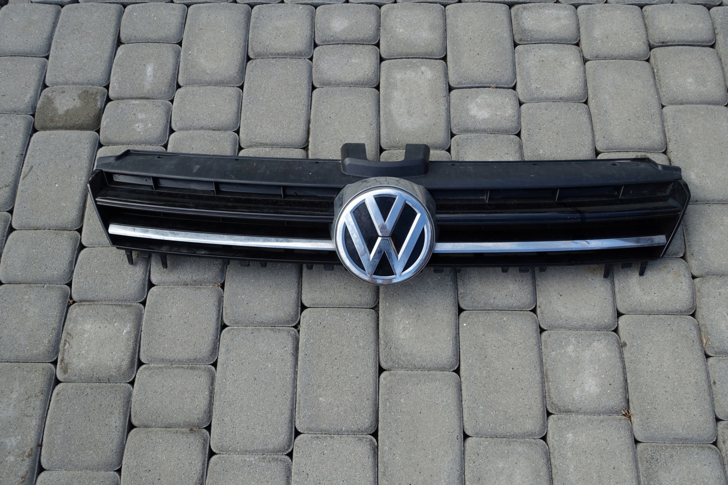 VW Golf V Kühlergrill FRONTGRILL Kühlergitter - Thumbnail 1
