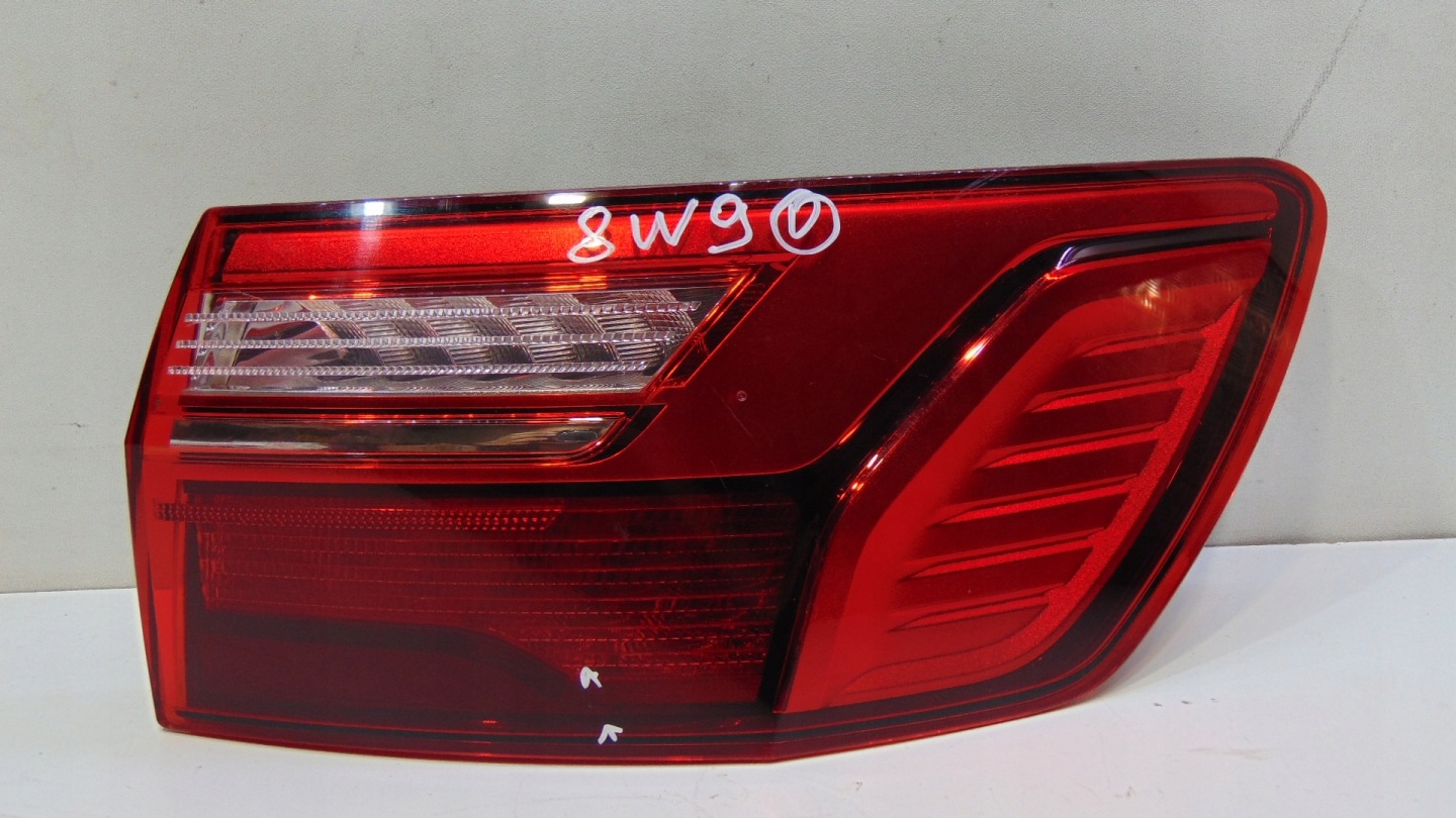 Audi A4 B9 Rückleuchte 8W9945070A Rearlamp - Thumbnail 1