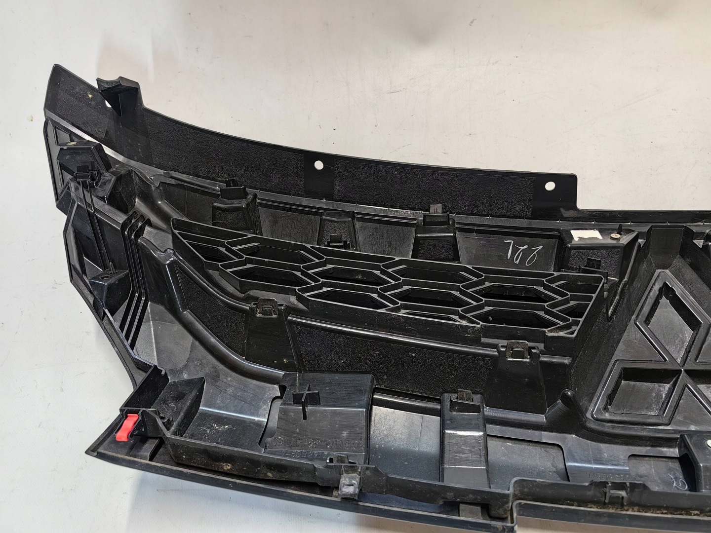 Mitsubishi L200 K60T Kühlergrill FRONTGRILL Kühlergitter 7450B292 - Thumbnail 9