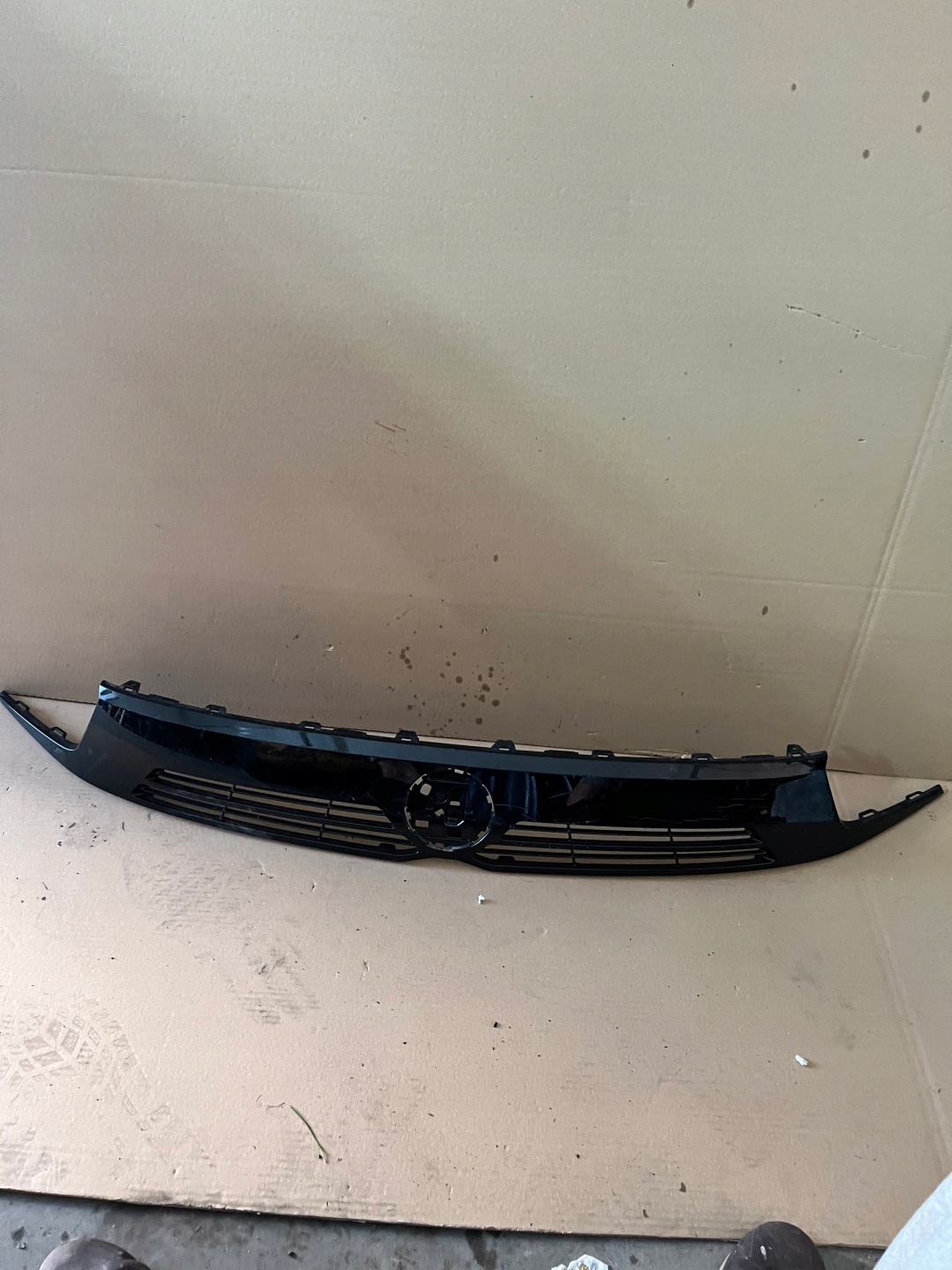 Opel Corsa Kühlergrill FRONTGRILL Kühlergitter 98503660 - Thumbnail 1