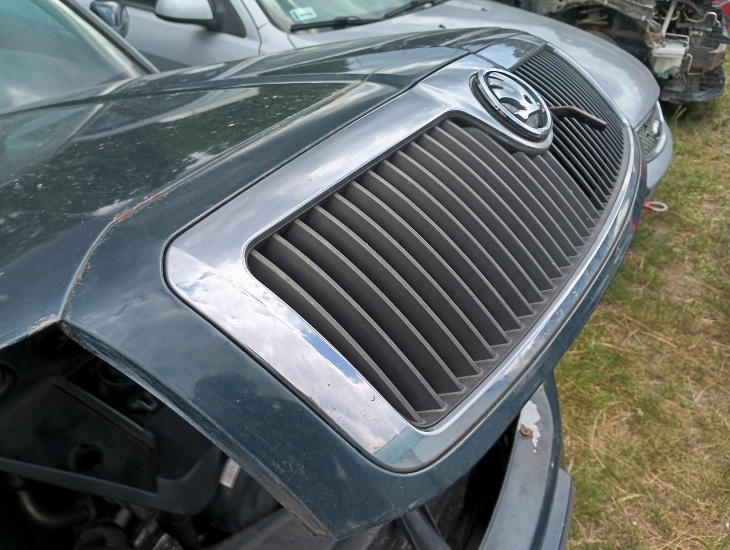 Skoda Superb 3U Kühlergrill FRONTGRILL Kühlergitter - Thumbnail 3