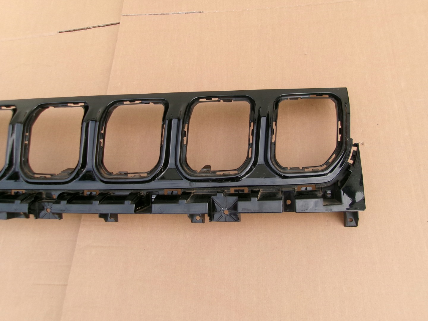 Jeep Compass MX Kühlergrill FRONTGRILL Kühlergitter 60936053 - Thumbnail 3