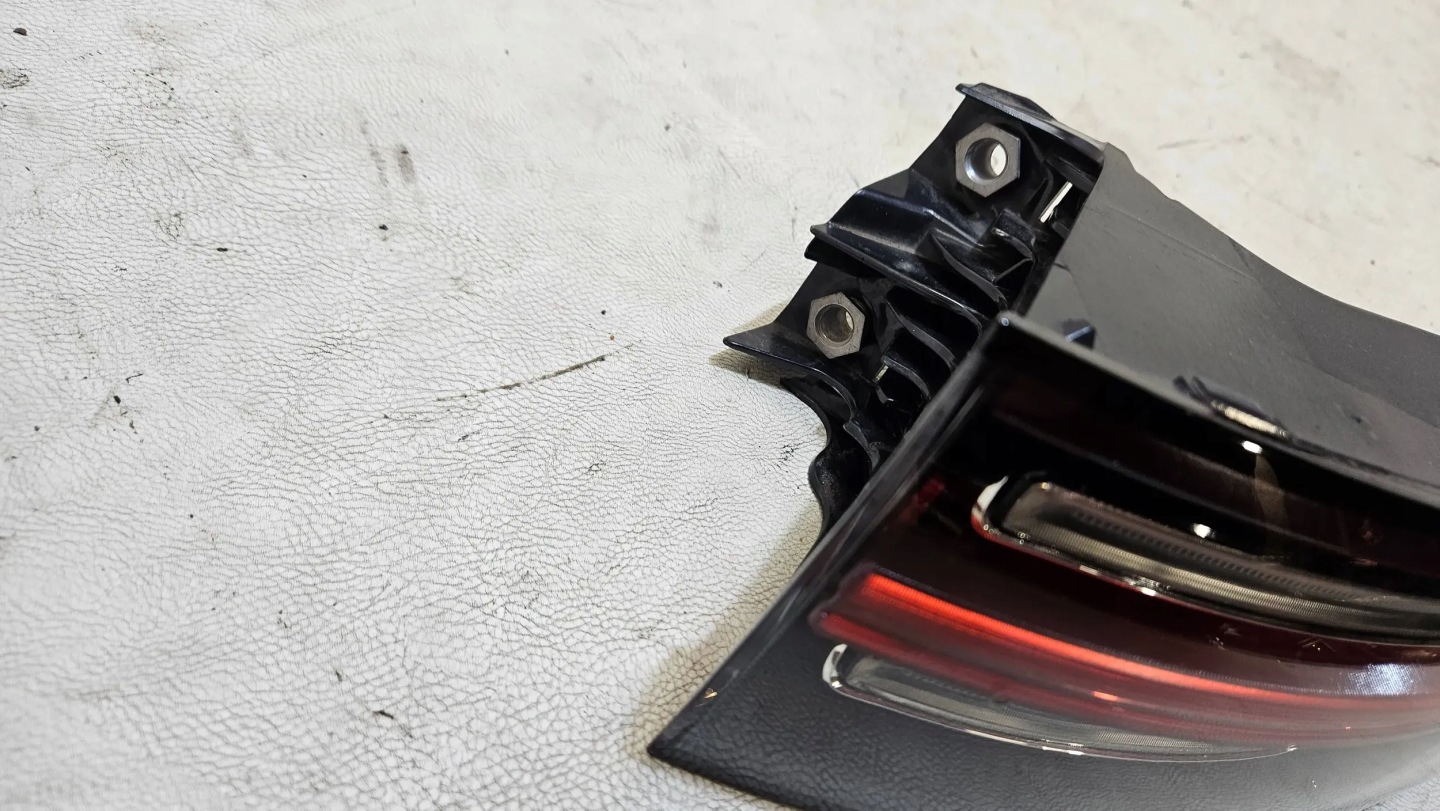 Porsche Cayenne 9YA Rückleuchte 9Y0945096H Rearlamp - Thumbnail 7