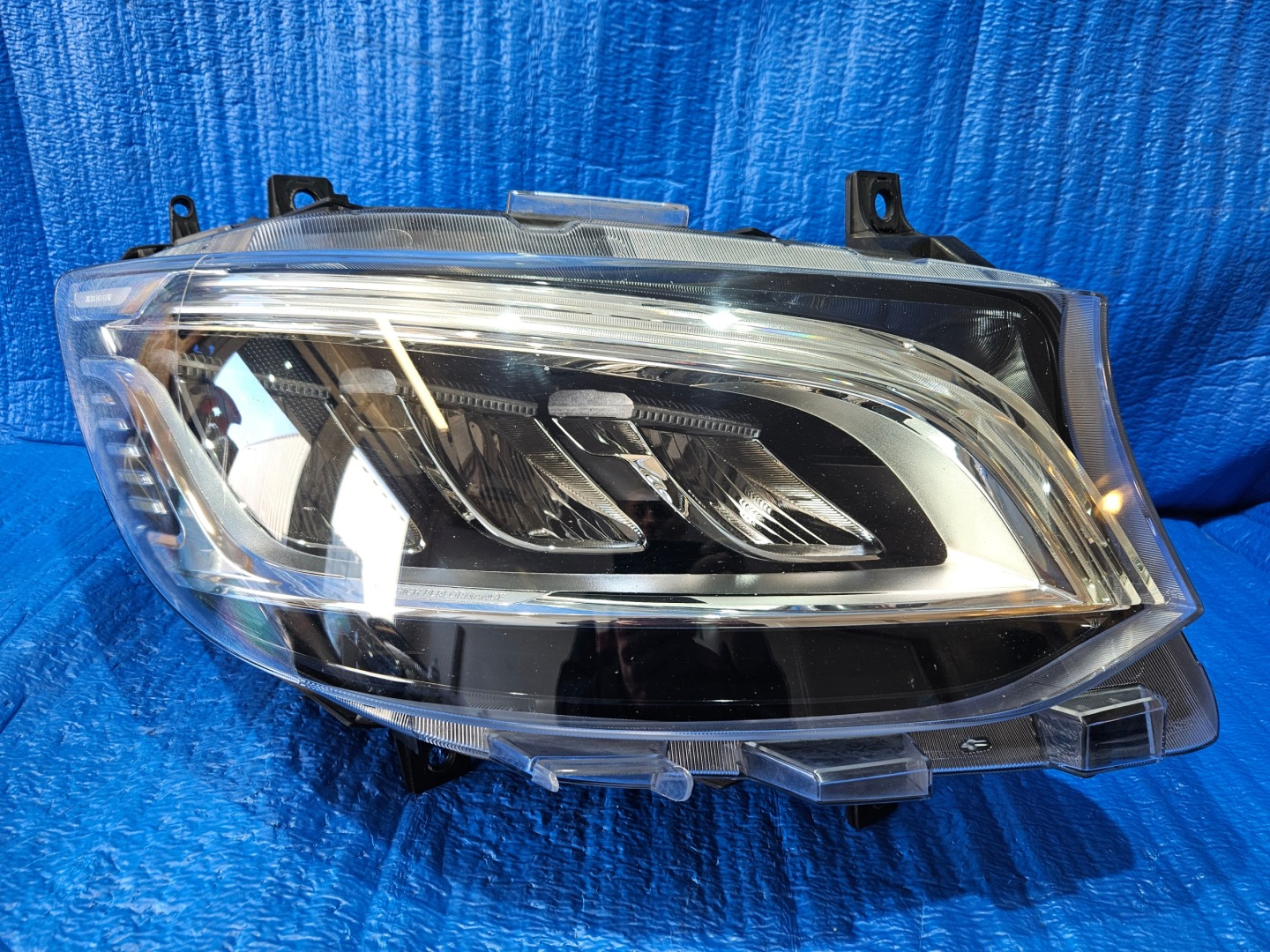 Frontscheinwerfer Mercedes-Benz Sprinter W910 A9109065800 LED Rechts Headlight - Thumbnail 1