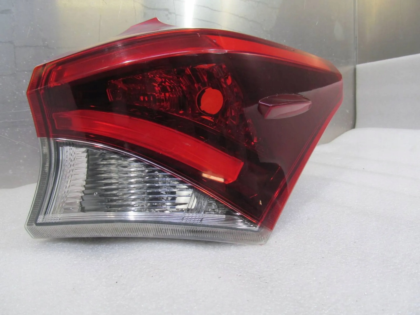 Toyota Auris E180 Rückleuchte 8155102A61 Rearlamp - Thumbnail 11