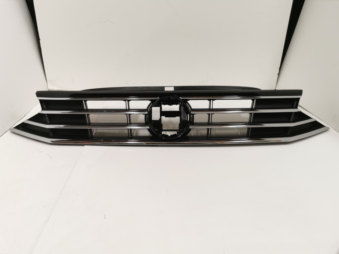 VW Passat B8 Kühlergrill FRONTGRILL Kühlergitter 3G0853653LS - Thumbnail 4