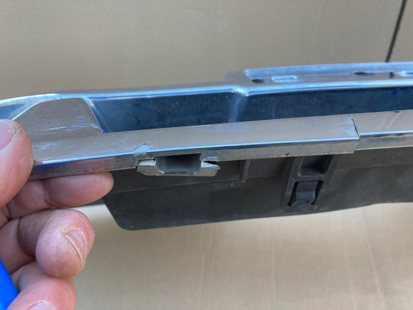 Isuzu D-Max I Kühlergrill FRONTGRILL Kühlergitter - Thumbnail 9