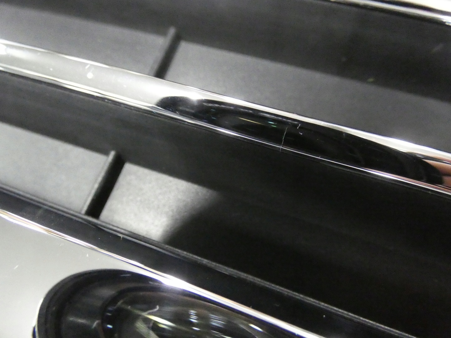 Ford Fiesta VIII Mk8 Kühlergrill FRONTGRILL Kühlergitter H1BB8200B - Thumbnail 6