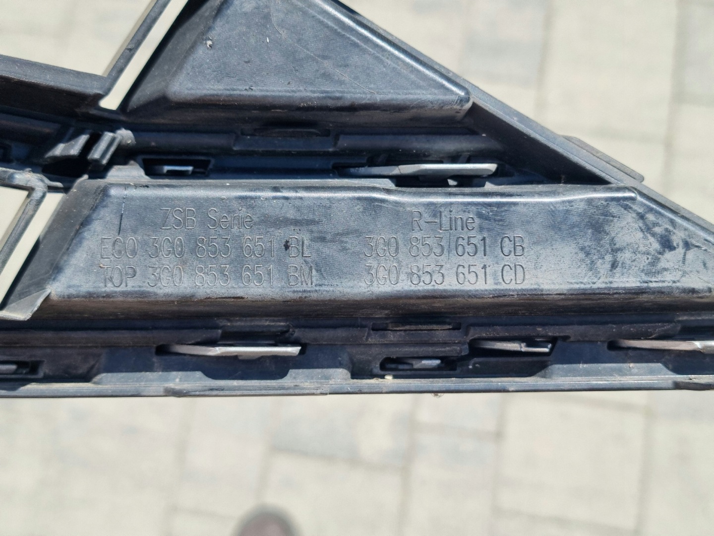 VW Passat B8 Kühlergrill FRONTGRILL Kühlergitter - Thumbnail 2