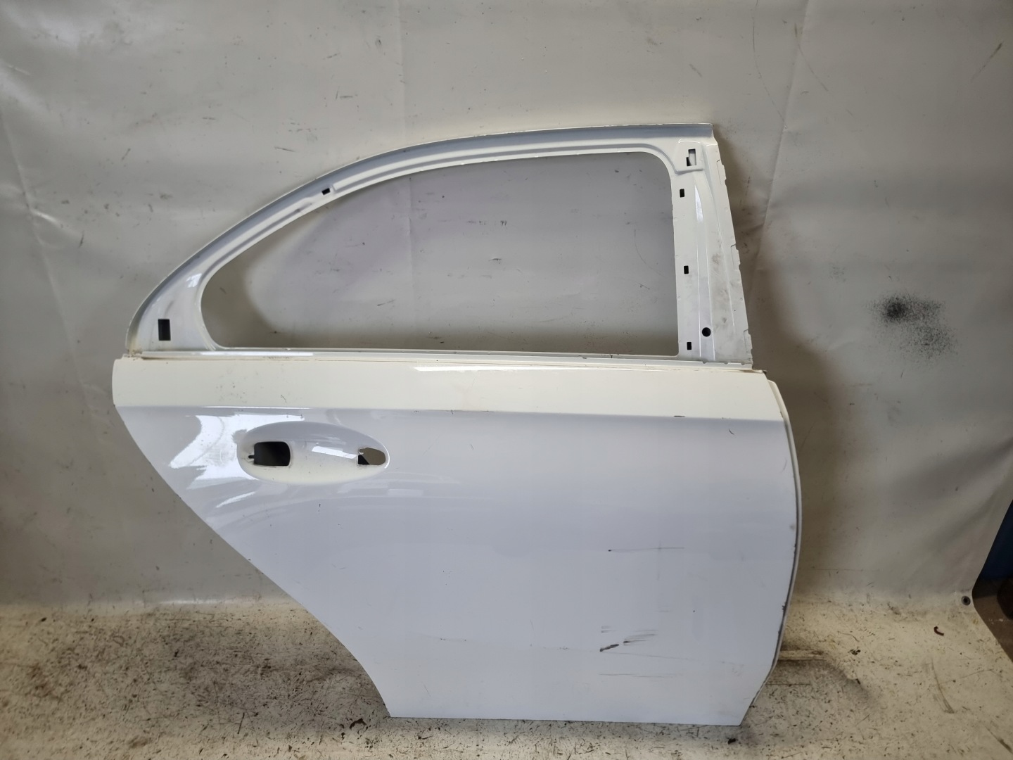 Mercedes-Benz A-Klasse W177 Tür Hinten Rechts Limousine Door - Thumbnail 1