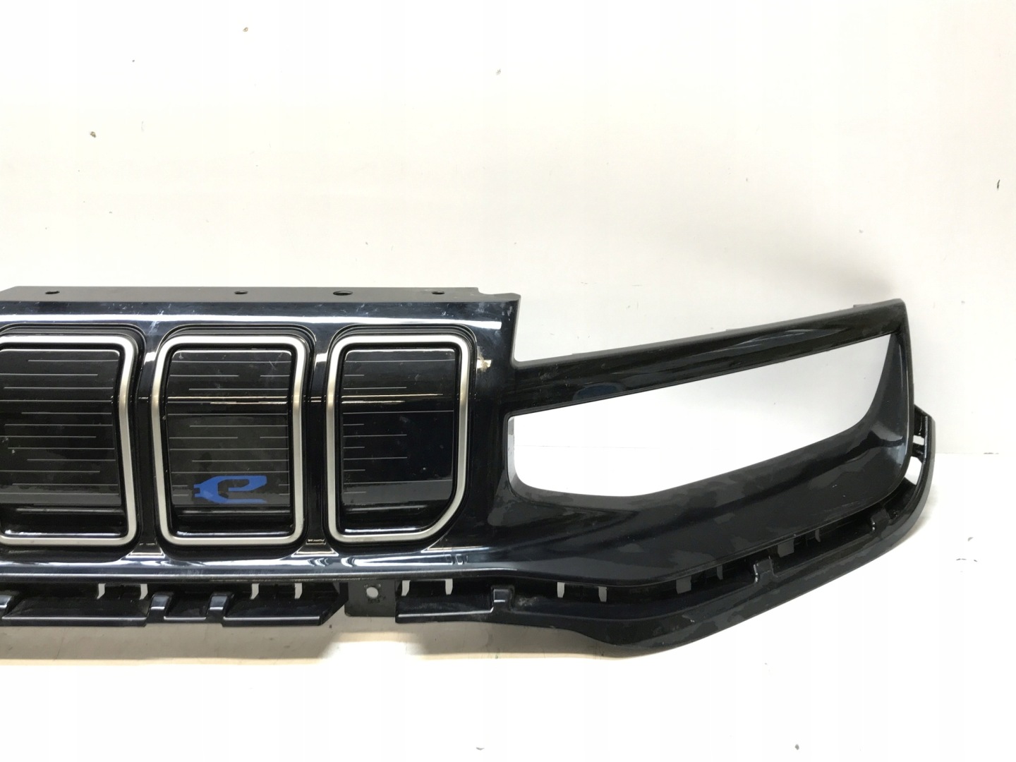 Jeep Avenger FH1 Kühlergrill FRONTGRILL Kühlergitter 73576781 - Thumbnail 1