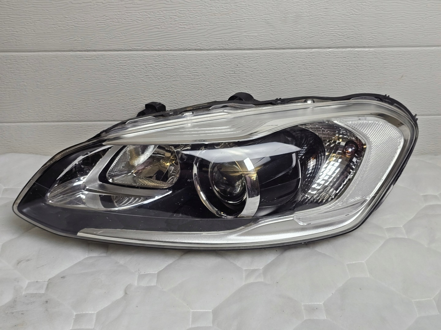 Frontscheinwerfer Volvo XC60 31420249 Xenon Links Scheinwerfer Headlight - Thumbnail 1