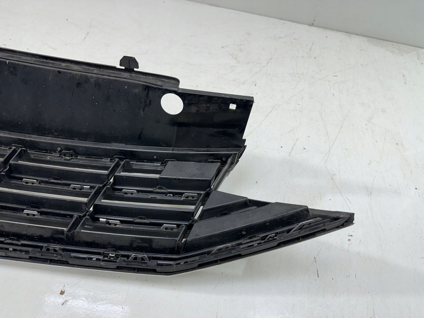 VW Passat B8 Kühlergrill FRONTGRILL Kühlergitter 3G0853651B - Thumbnail 12